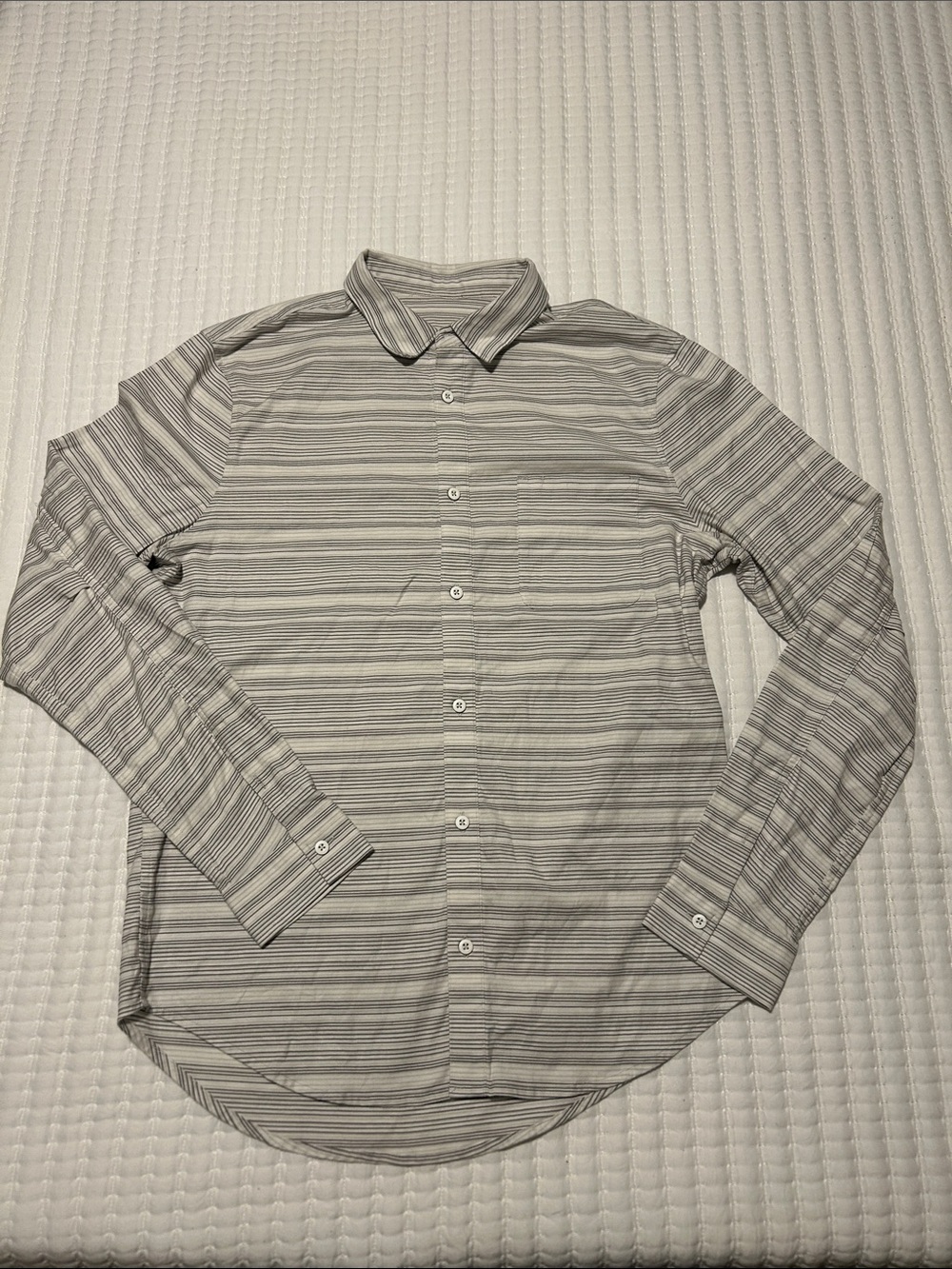 lululemon athletica Men's Striped Button-Up Shirt in Light Gray and White